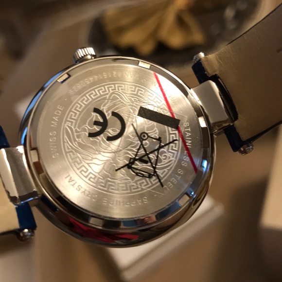 Versace Womens Watch - Picture 10 of 16
